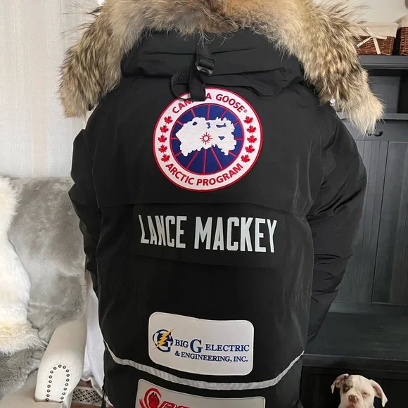 **RARE** Limited Edition Canada Goose Men’s XL Constable Parka with Coyote Fur - Picture 12 of 15